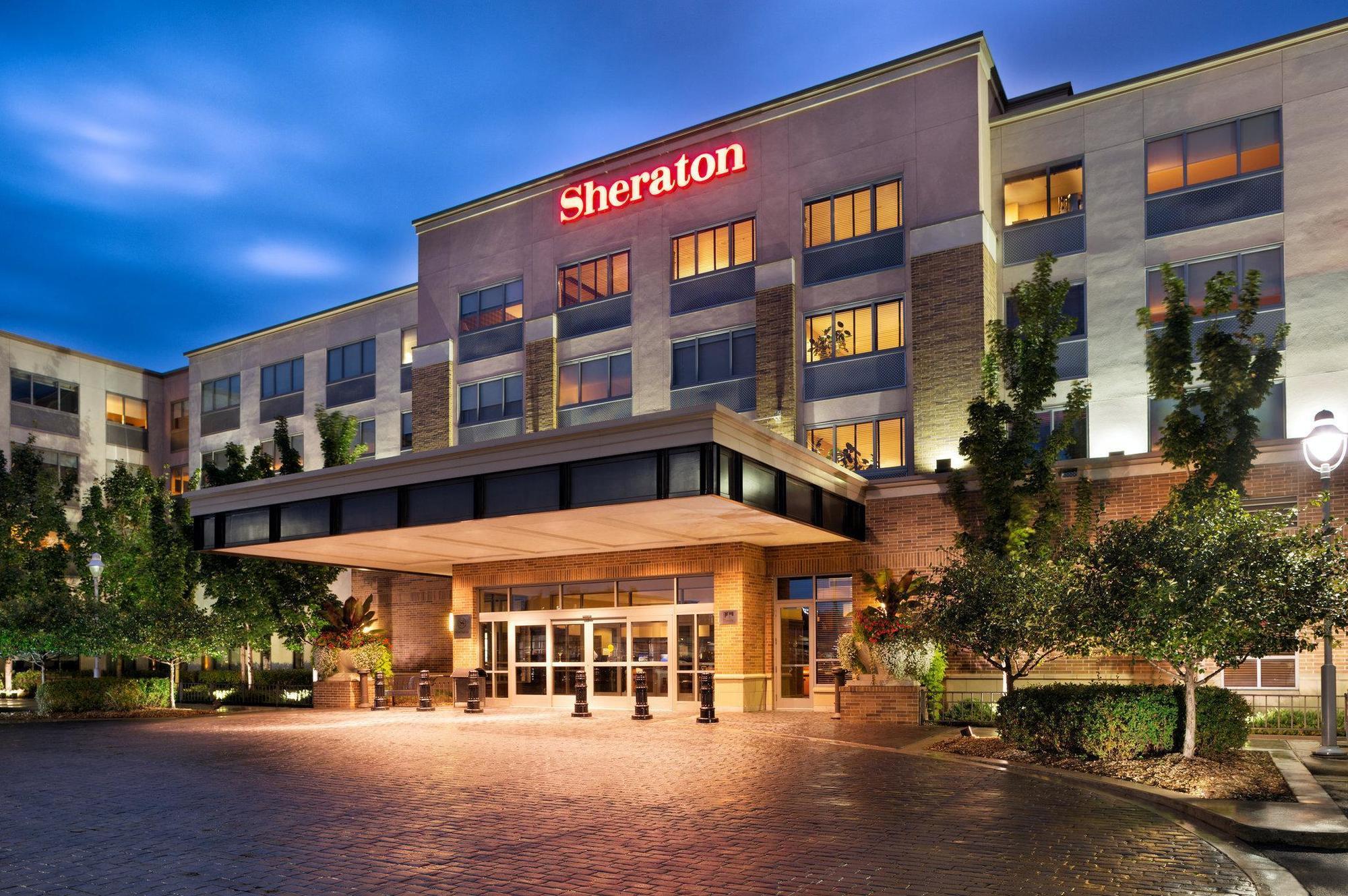 Sheraton Hotel Minneapolis Midtown Exterior photo